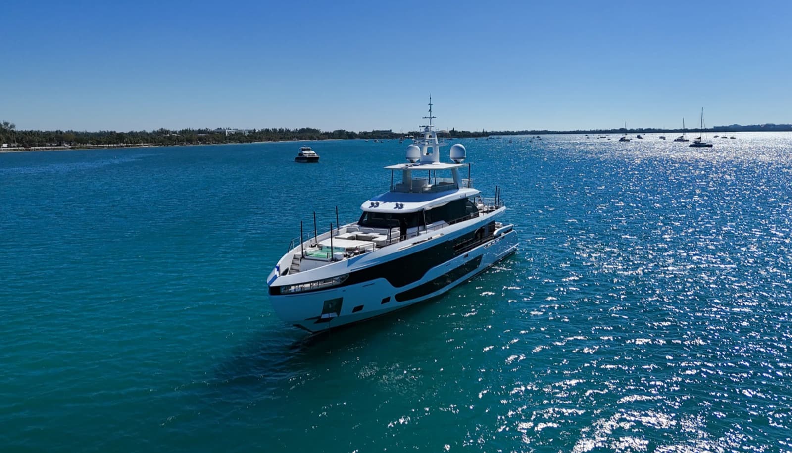 122' Azimut 36 Meter Trideck, photo 12