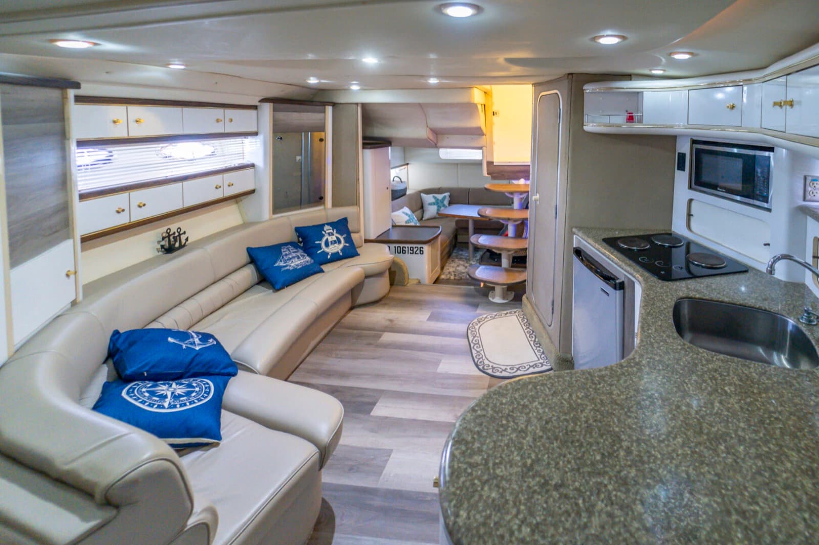 45' Maxum, photo 9
