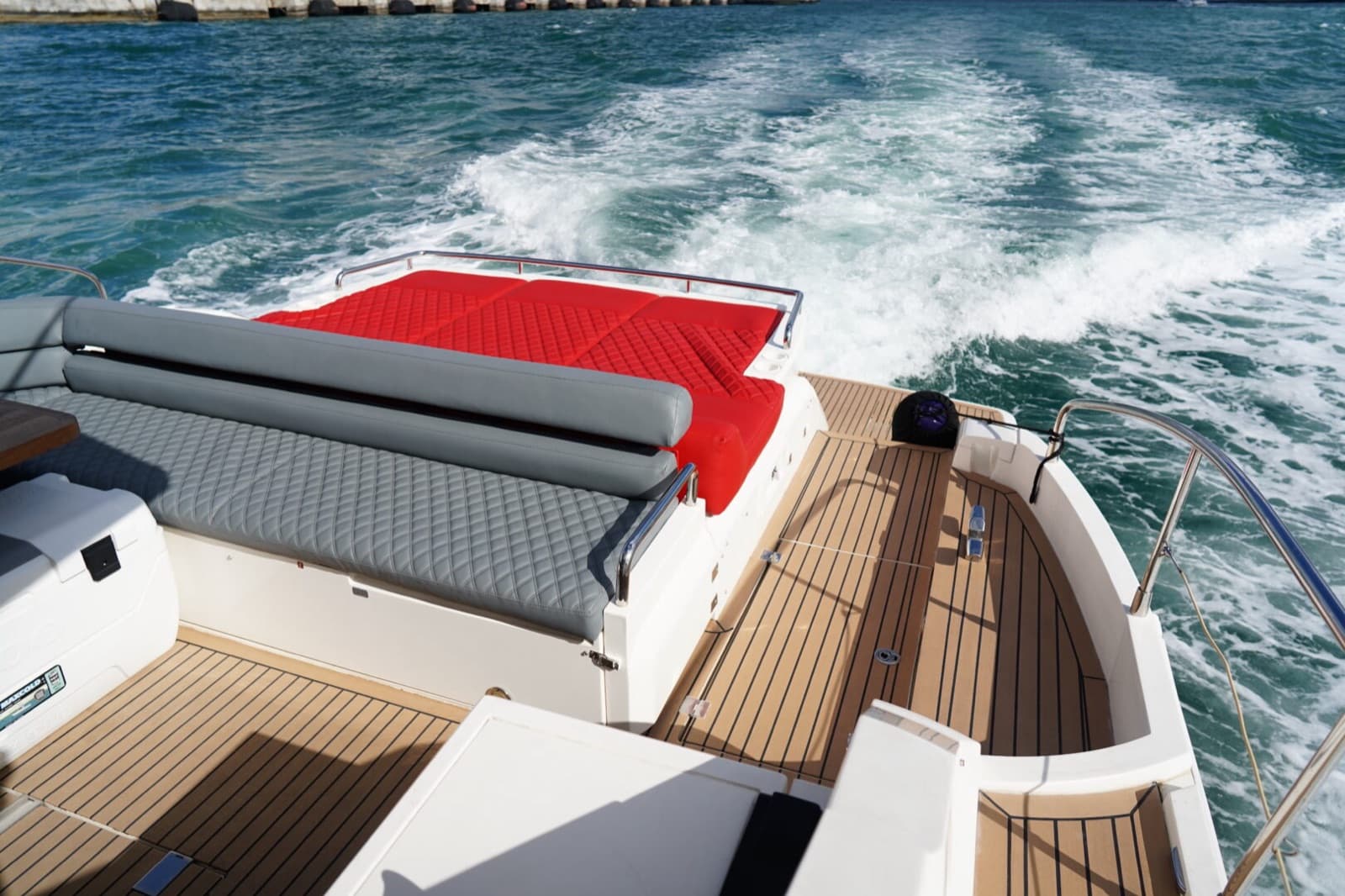 65' Fairline, photo 10