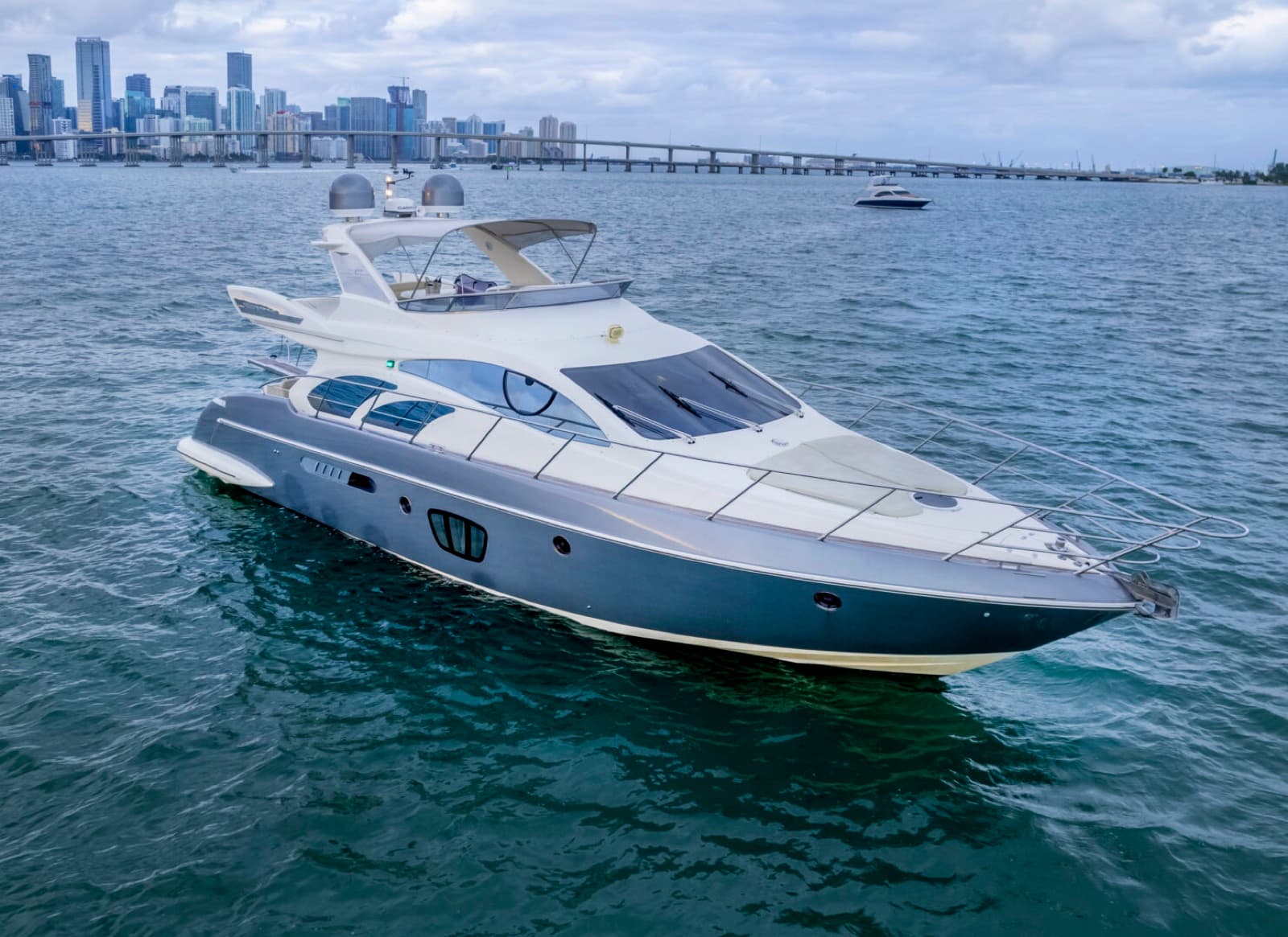 55' Azimut (Gray), photo 3