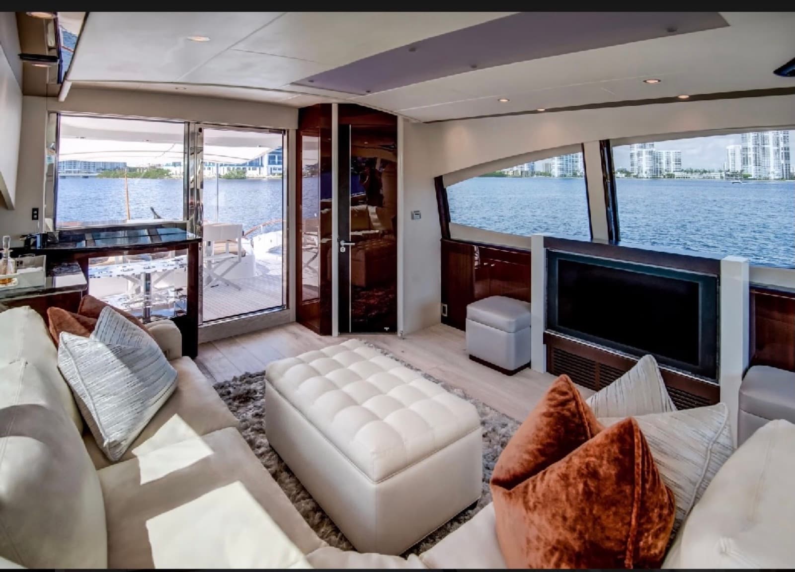 76' Lazzara, photo 11