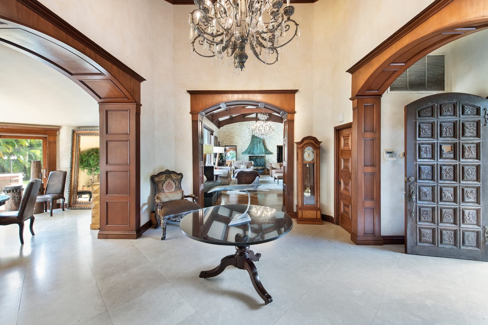 Tennis Mansion, photo 4