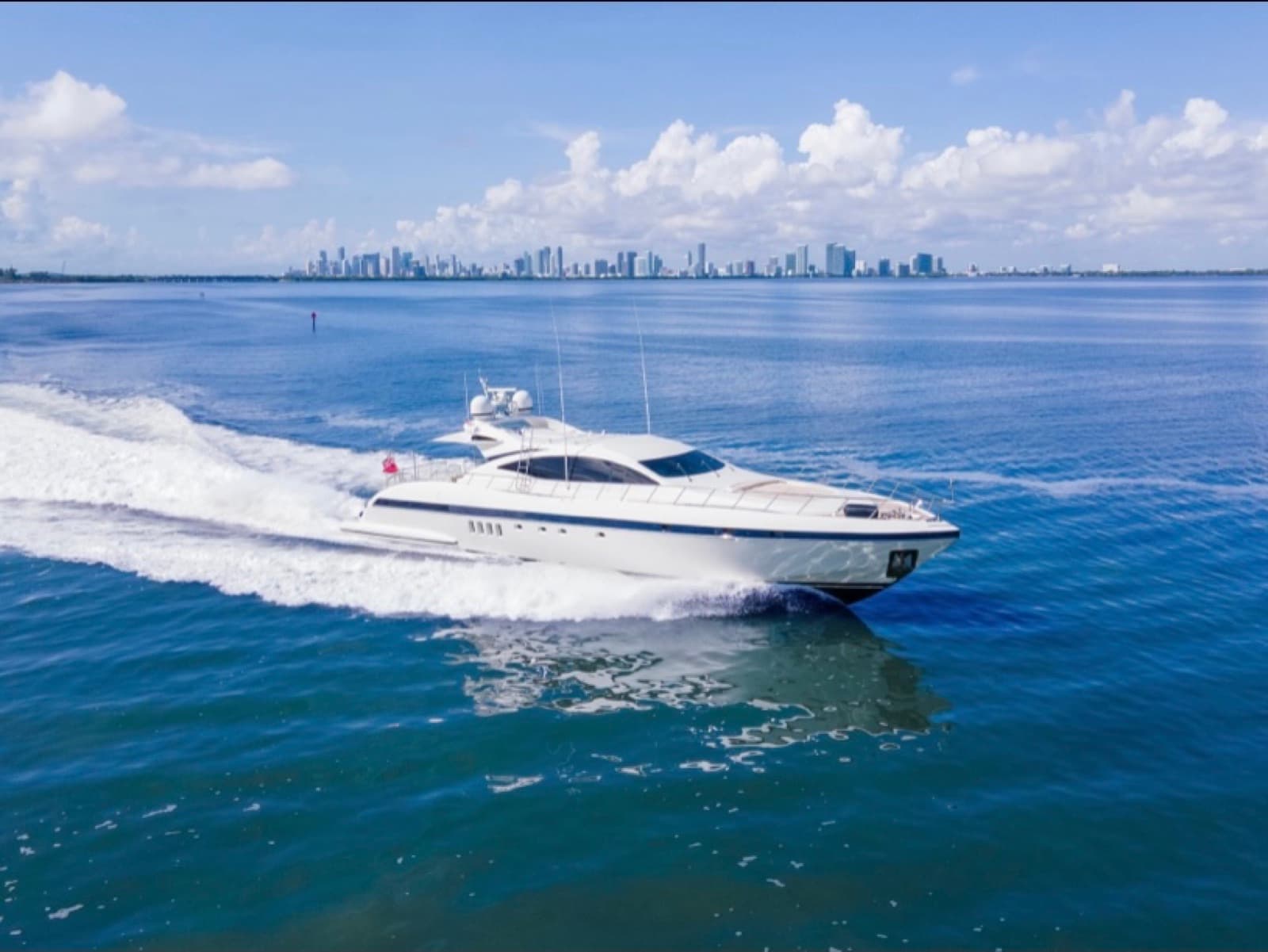 92' Mangusta, photo 9