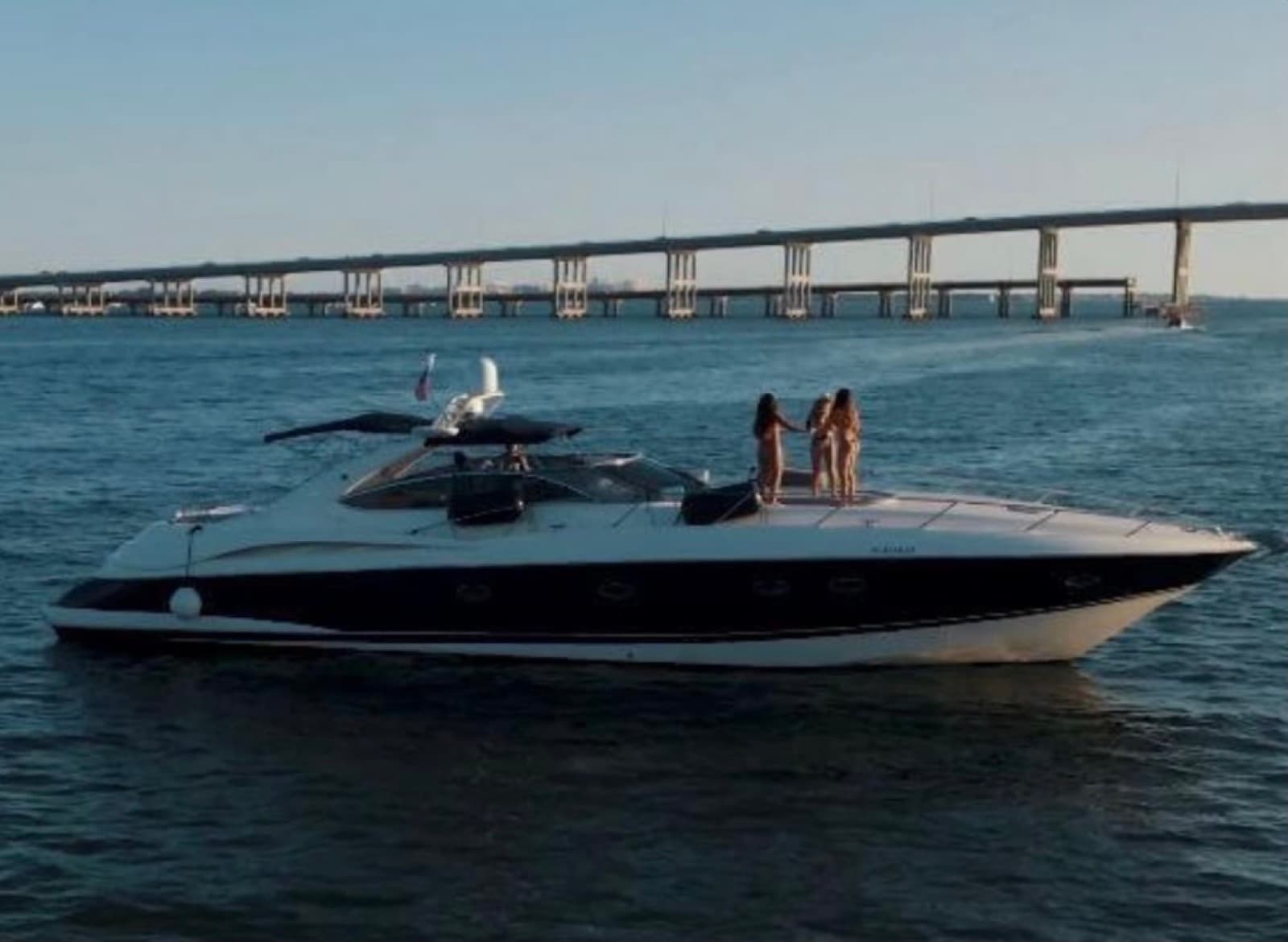 60' Sunseeker, photo 4