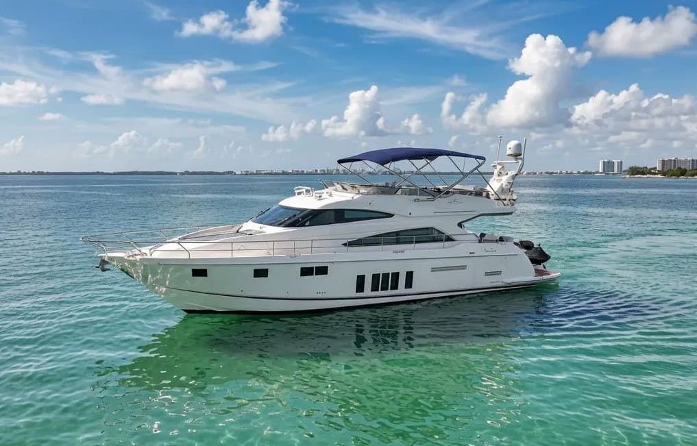 2013 Fairline Squadron 66