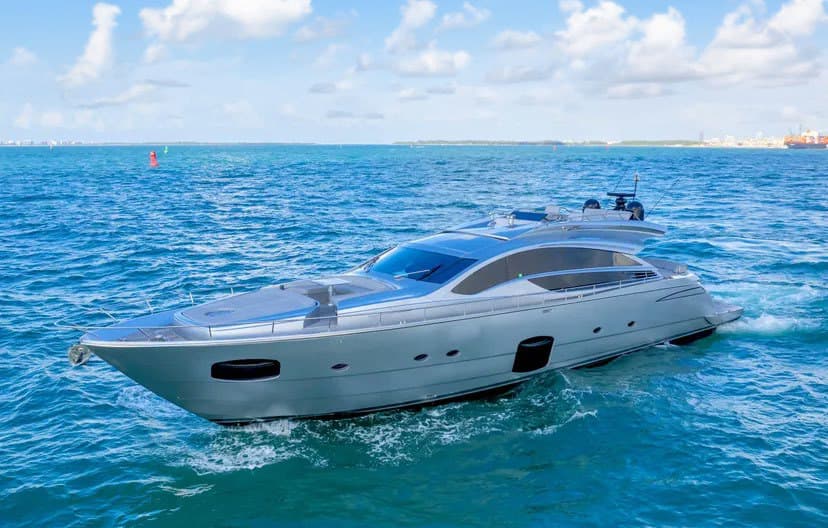 2013 Pershing 82 “Milagros”